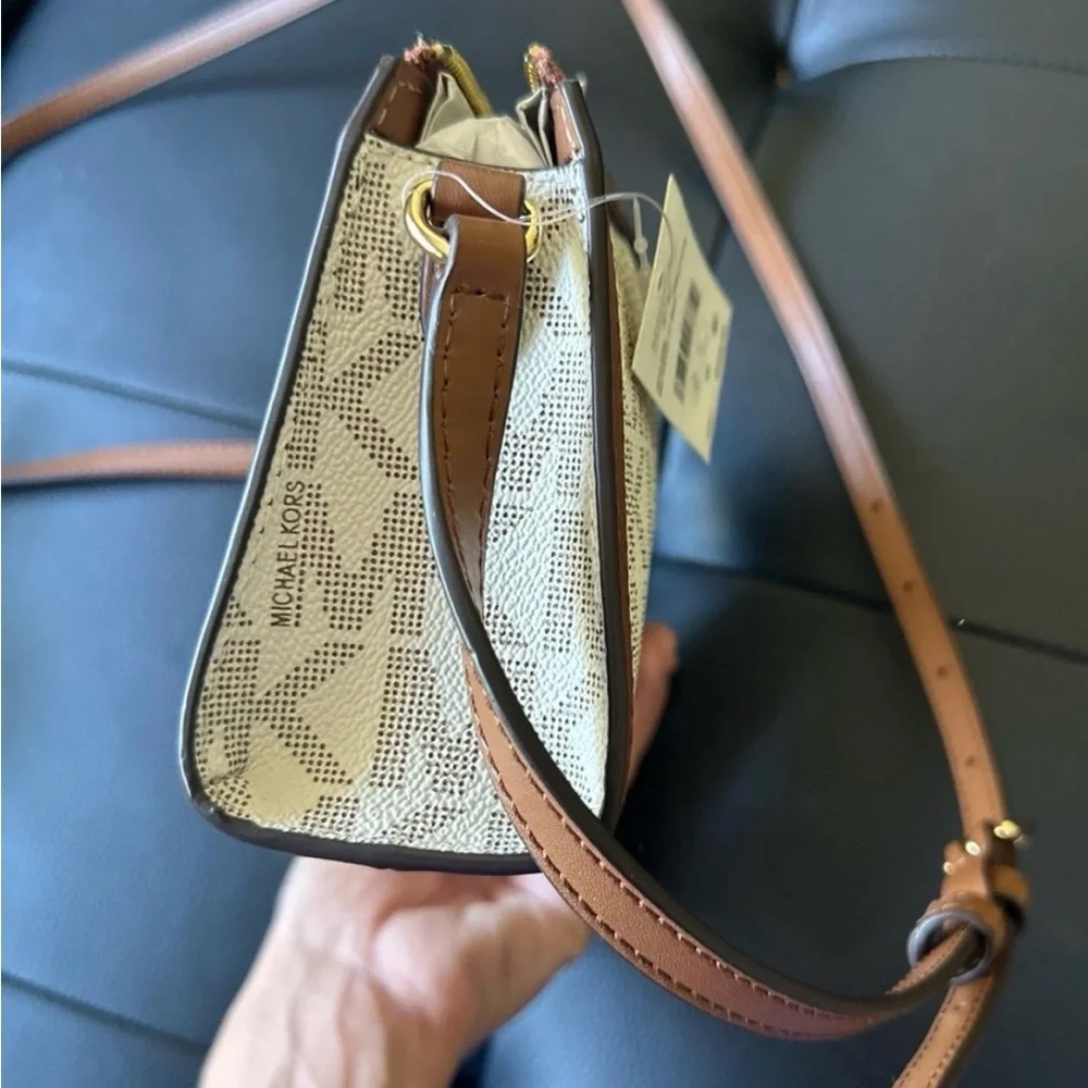 Michael Kors Brown and Cream Signature Crossbody Bag - Picture 2 of 5